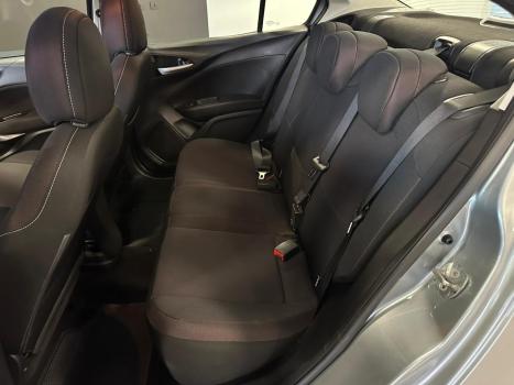 FIAT Cronos 1.8 4P FLEX PRECISION AUTOMÁTICO, Foto 5