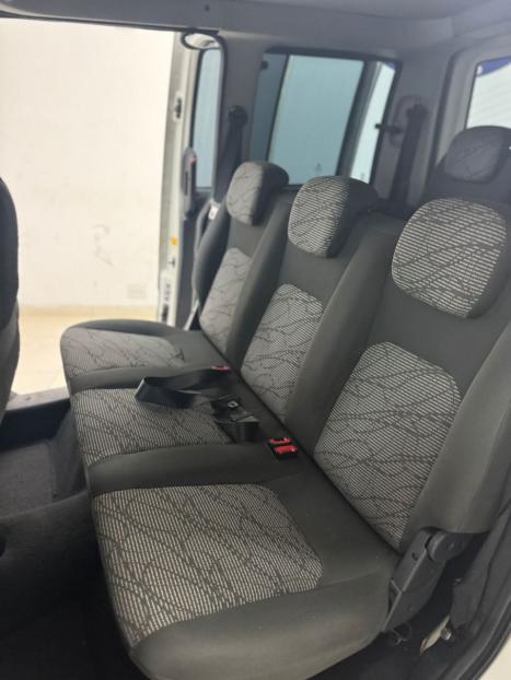FIAT Doblo 1.4 4P FLEX ATTRACTIVE, Foto 10