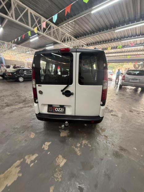 FIAT Doblo 1.4 4P FLEX ATTRACTIVE 7 LUGARES, Foto 4