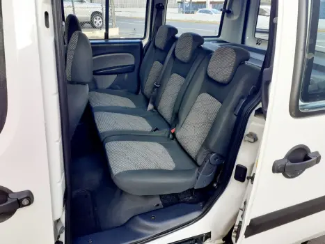 FIAT Doblo 1.8 16V 4P FLEX ESSENCE 6 LUGARES, Foto 6