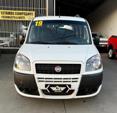 FIAT Doblo 1.8 16V 4P FLEX ESSENCE 7 LUGARES, Foto 2