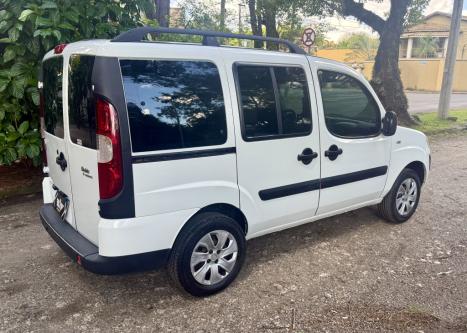 FIAT Doblo 1.8 16V 4P FLEX ESSENCE 7 LUGARES, Foto 4