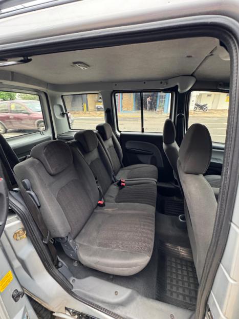 FIAT Doblo 1.8 16V 4P FLEX ESSENCE 6 LUGARES, Foto 8