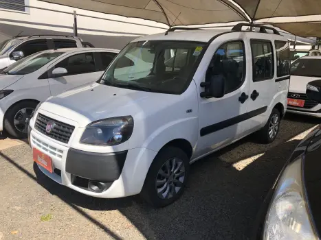 FIAT Doblo 1.8 16V 4P FLEX ESSENCE 7 LUGARES, Foto 1