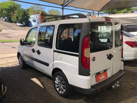 FIAT Doblo 1.8 16V 4P FLEX ESSENCE 7 LUGARES, Foto 4