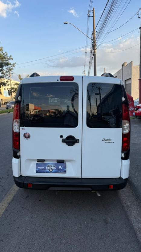 FIAT Doblo 1.8 16V 4P FLEX ESSENCE 7 LUGARES, Foto 6