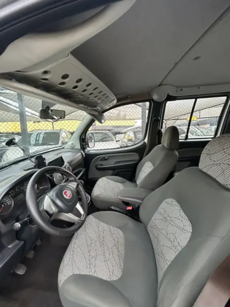 FIAT Doblo 1.8 16V 4P FLEX ESSENCE 7 LUGARES, Foto 6