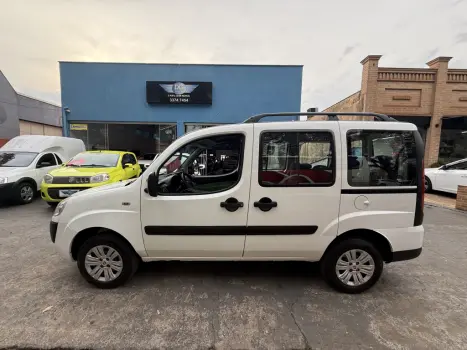 FIAT Doblo 1.8 16V 4P FLEX ESSENCE 7 LUGARES, Foto 4