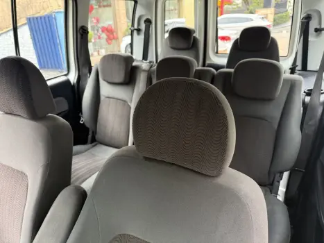 FIAT Doblo 1.8 16V 4P FLEX ESSENCE 7 LUGARES, Foto 8