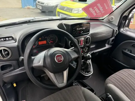 FIAT Doblo 1.8 16V 4P FLEX ESSENCE 7 LUGARES, Foto 9