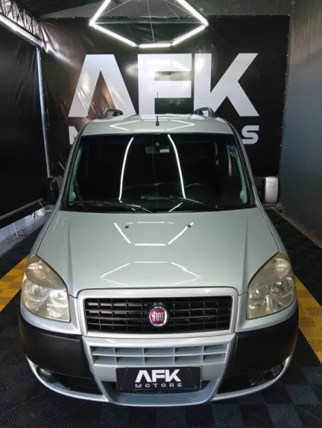 FIAT Doblo 1.8 16V 4P FLEX ESSENCE 7 LUGARES, Foto 1