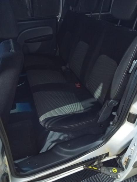 FIAT Doblo 1.8 16V 4P FLEX ESSENCE 7 LUGARES, Foto 10