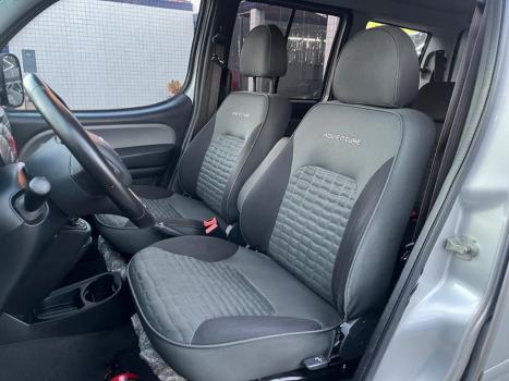 FIAT Doblo 1.8 16V 4P FLEX ADVENTURE 6 LUGARES, Foto 16