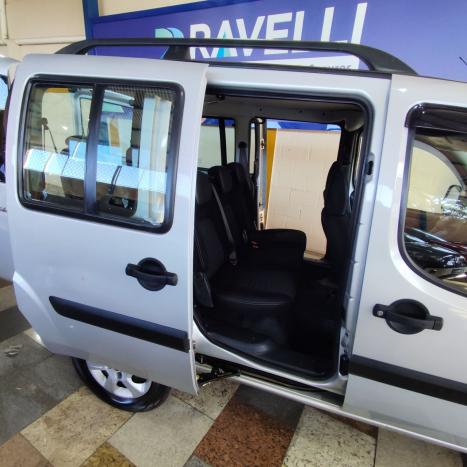 FIAT Doblo 1.8 16V 4P FLEX ESSENCE 7 LUGARES, Foto 9