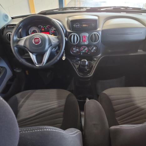 FIAT Doblo 1.8 16V 4P FLEX ESSENCE 7 LUGARES, Foto 4