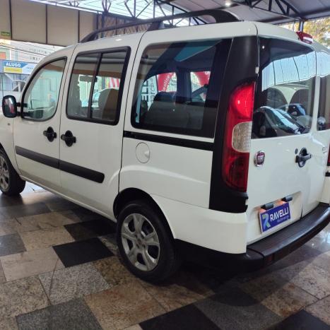 FIAT Doblo 1.8 16V 4P FLEX ESSENCE 7 LUGARES, Foto 4