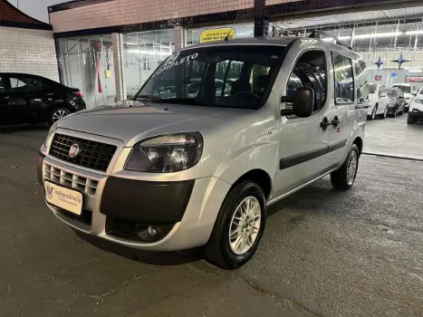 FIAT Doblo 1.8 16V 4P FLEX ESSENCE 7 LUGARES, Foto 3