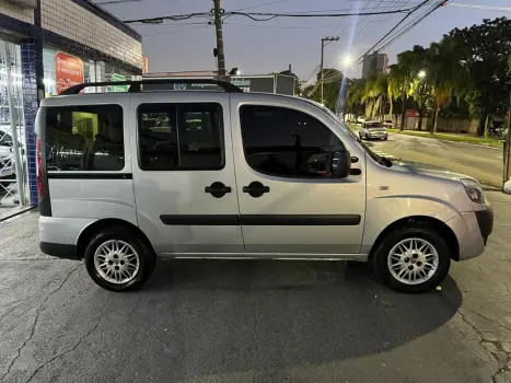 FIAT Doblo 1.8 16V 4P FLEX ESSENCE 7 LUGARES, Foto 8