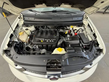 FIAT Freemont 2.4 16V 4P PRECISION AUTOMTICO 7 LUGARES, Foto 6