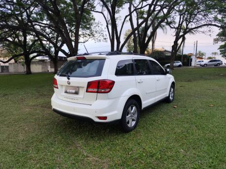 FIAT Freemont 2.4 16V 4P PRECISION AUTOMÁTICO 7 LUGARES, Foto 8 FIAT Freemont 2.4 16V 4P PRECISION AUTOMÁTICO 7 LUGARES, Foto 8