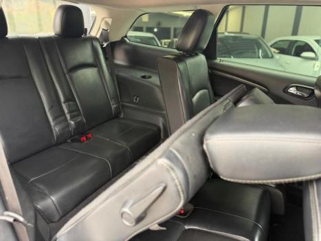 FIAT Freemont 2.4 16V 4P PRECISION AUTOM�TICO 7 LUGARES, Foto 16
