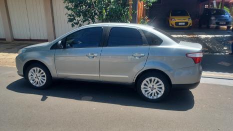FIAT Grand Siena 1.6 16V 4P ESSENCE FLEX, Foto 6
