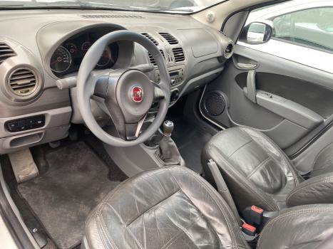 FIAT Grand Siena 1.6 16V 4P ESSENCE FLEX, Foto 9