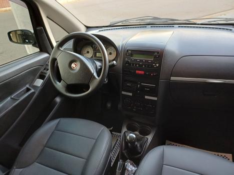 FIAT Idea 1.4 4P ELX FLEX, Foto 8