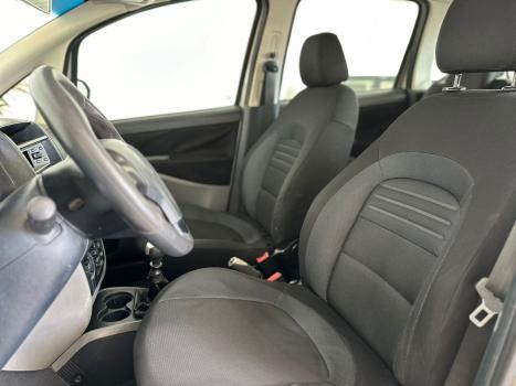 FIAT Idea 1.6 16V 4P ESSENCE FLEX, Foto 6