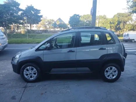 FIAT Idea 1.8 16V 4P ADVENTURE FLEX, Foto 2