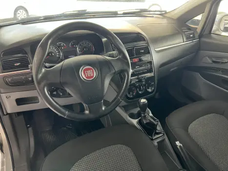 FIAT Linea 1.8 16V 4P FLEX ESSENCE, Foto 8