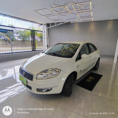 FIAT Linea 1.8 16V 4P FLEX ESSENCE DUALOGIC AUTOMATIZADO, Foto 3