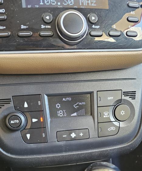 FIAT Linea 1.8 16V 4P FLEX ABSOLUTE DUALOGIC AUTOMATIZADO, Foto 13