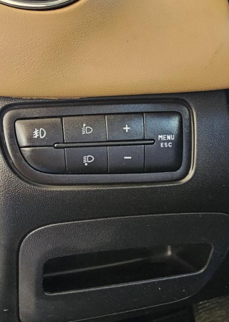 FIAT Linea 1.8 16V 4P FLEX ABSOLUTE DUALOGIC AUTOMATIZADO, Foto 19
