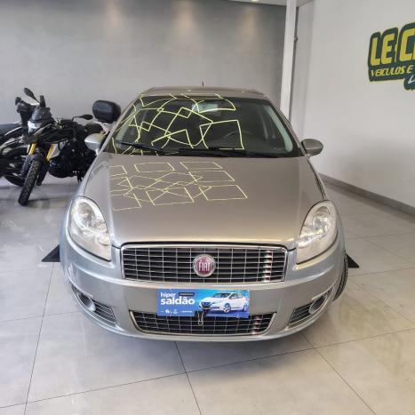 FIAT Linea 1.8 16V 4P FLEX ESSENCE DUALOGIC AUTOMATIZADO, Foto 2