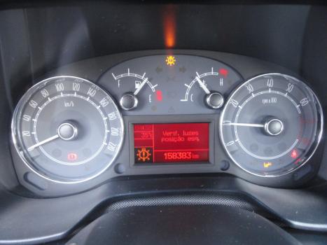 FIAT Linea 1.8 16V 4P FLEX ESSENCE, Foto 9