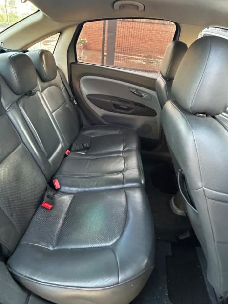 FIAT Linea 1.8 16V 4P FLEX ABSOLUTE, Foto 10