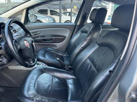 FIAT Linea 1.8 16V 4P FLEX ESSENCE DUALOGIC AUTOMATIZADO, Foto 7