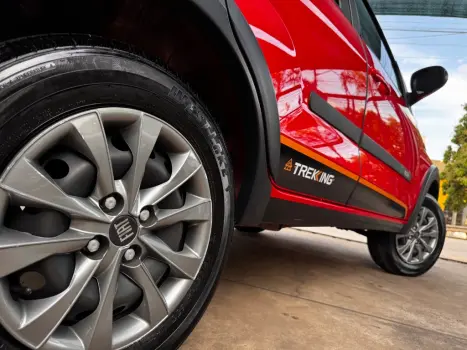 FIAT Mobi 1.0 4P FLEX EVO TREKKING, Foto 1 FIAT Mobi 1.0 4P FLEX EVO TREKKING, Foto 1