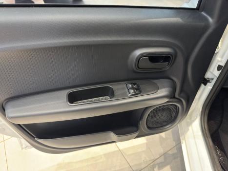 FIAT Mobi 1.0 4P FLEX EVO LIKE, Foto 7 FIAT Mobi 1.0 4P FLEX EVO LIKE, Foto 7