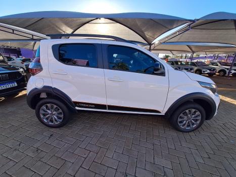 FIAT Mobi 1.0 4P FLEX EVO TREKKING, Foto 3