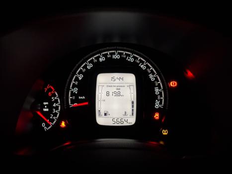 FIAT Mobi 1.0 4P FLEX DRIVE FIRE FLY, Foto 5