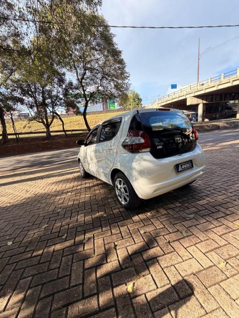 FIAT Mobi 1.0 4P FLEX DRIVE FIRE FLY, Foto 4