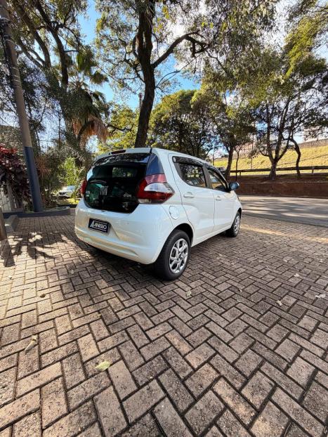 FIAT Mobi 1.0 4P FLEX DRIVE FIRE FLY, Foto 6