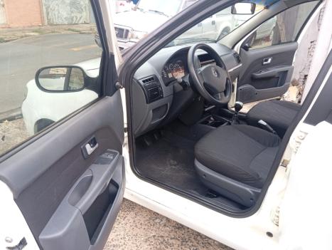 FIAT Palio 1.4 4P ELX 30 ANOS FLEX, Foto 6 FIAT Palio 1.4 4P ELX 30 ANOS FLEX, Foto 6