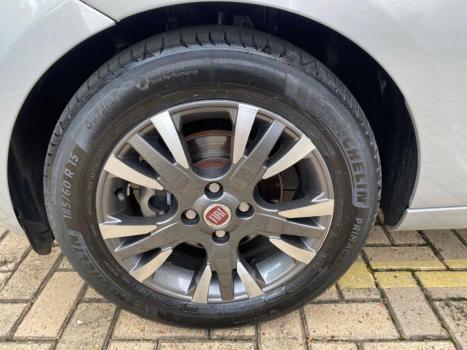 FIAT Palio 1.6 16V 4P FLEX ESSENCE, Foto 14