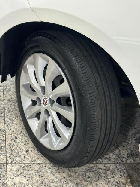 FIAT Palio 1.6 16V 4P FLEX ESSENCE, Foto 8