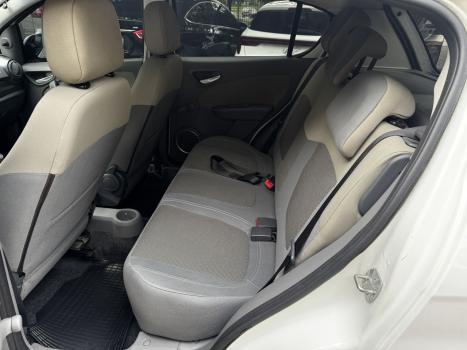 FIAT Palio 1.6 16V 4P FLEX ESSENCE, Foto 8