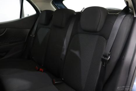 FIAT Pulse 1.0 12V 4P FLEX 200 DRIVE TURBO AUTOM�TICO CVT, Foto 8