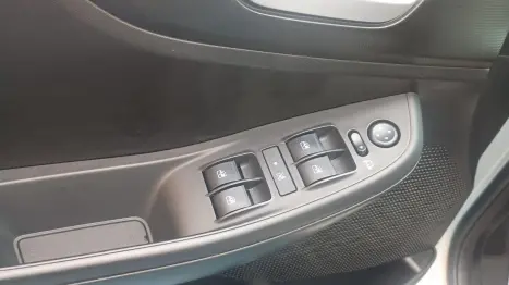 FIAT Pulse 1.3 16V 4P FLEX DRIVE AUTOM�TICO CVT, Foto 14